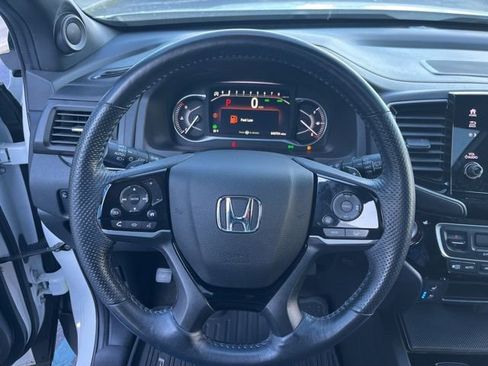 Used 2022 Honda Passport Elite image 18