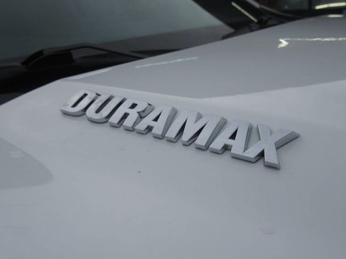 Used 2020 Chevrolet Silverado 1500 LT w/ All-Star Edition image 5