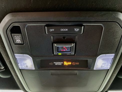 Used 2026 Toyota 4Runner SR5 AWD/4WD image 21