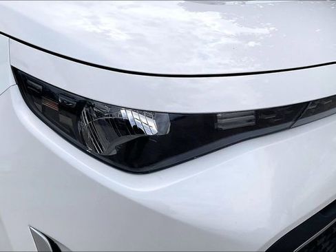 Used 2023 Kia Soul LX w/ LX Technology Package FWD image 27