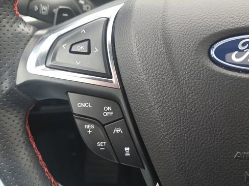 Used 2023 Ford Edge ST-Line w/ Class II Trailer Tow Package AWD/4WD image 39