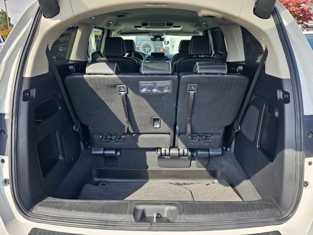 Used 2025 Honda Odyssey Elite image 19