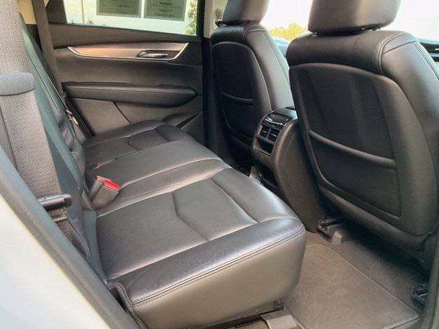Used 2017 Cadillac XT5 Premium Luxury w/ Driver Assist Package AWD/4WD image 21