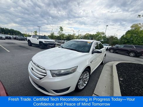 Used 2013 Ford Taurus Limited FWD image 1
