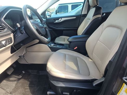 Used 2021 Ford Escape SEL image 11