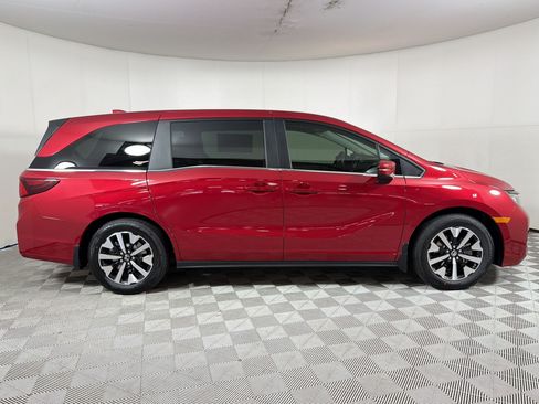 New 2026 Honda Odyssey EX-L image 8