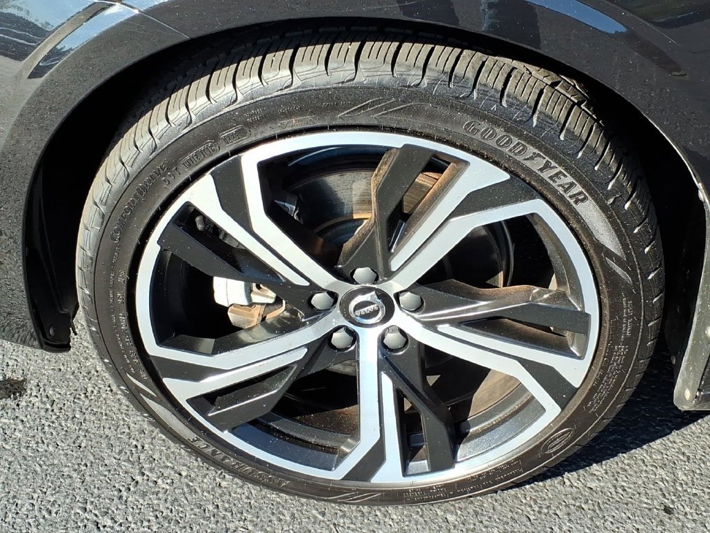 Used 2024 Volvo S60 B5 Core w/ Climate Package FWD image 9