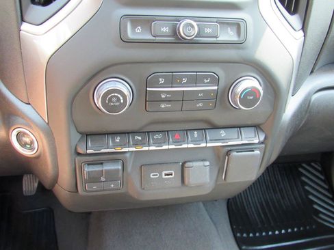 Used 2025 Chevrolet Silverado 2500 Custom w/ Custom Value Package AWD/4WD image 30