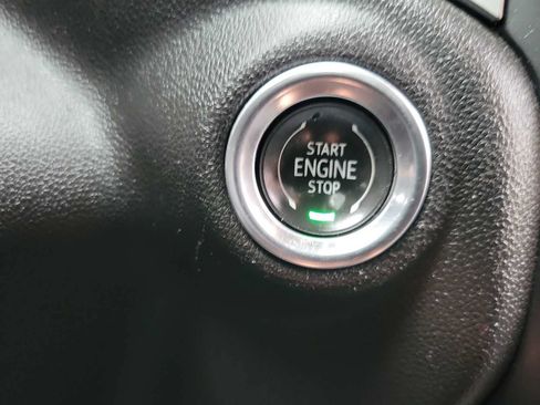Used 2021 Chevrolet Silverado 1500 LT AWD/4WD image 21