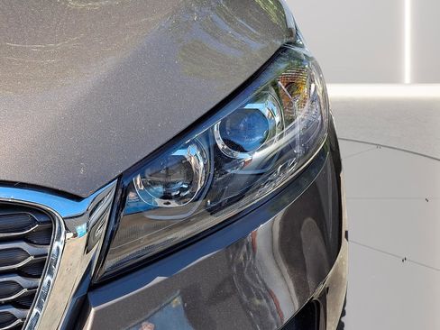 Used 2020 Kia Sorento LX w/ LX I4 Convenience Package FWD image 12