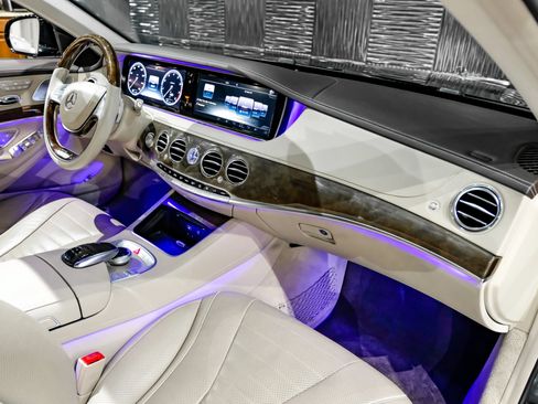 Used 2016 Mercedes-Benz S 550 Sedan image 19