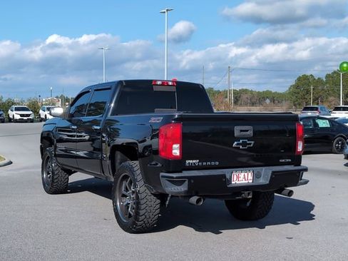 Used 2018 Chevrolet Silverado 1500 LTZ Z71 w/ LTZ Plus Package image 6
