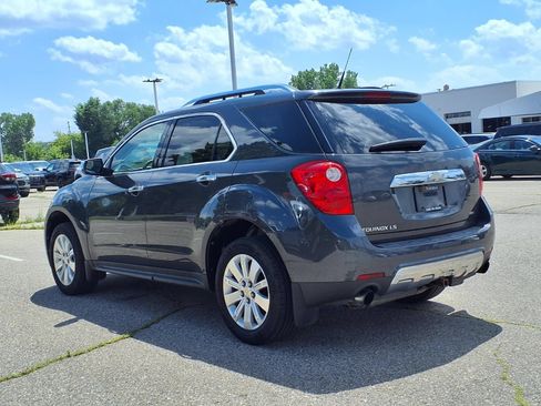 Used 2010 Chevrolet Equinox LT w/ Chrome Appearance Package AWD/4WD image 7