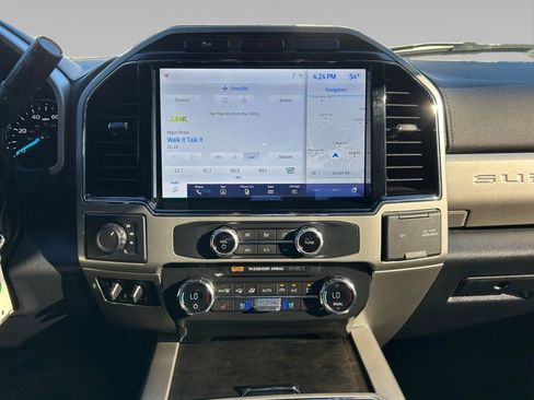 Certified 2022 Ford F250 Lariat w/ Lariat Value Package image 11