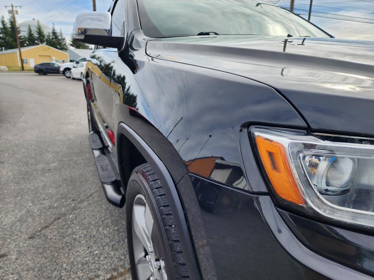 Used 2014 Jeep Grand Cherokee Limited w/ Luxury Group II AWD/4WD image 35