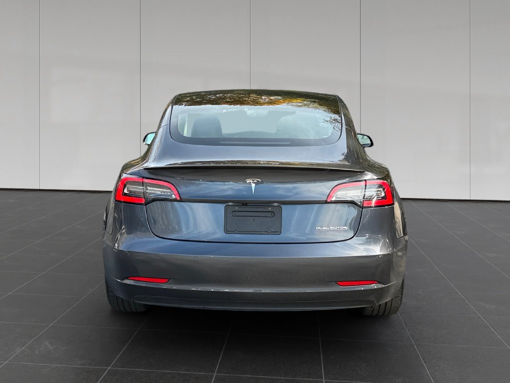 Used 2022 Tesla Model 3 Performance AWD/4WD image 4