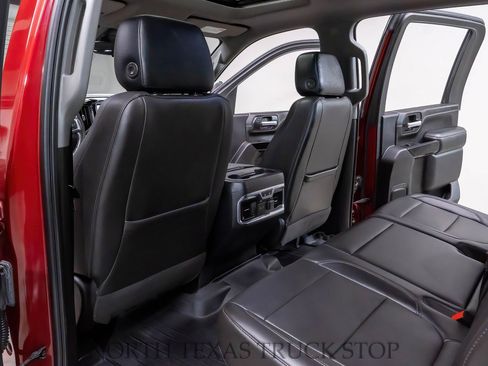 Used 2020 Chevrolet Silverado 2500 LTZ w/ LTZ Premium Package image 29