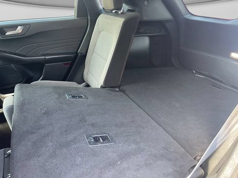 Used 2021 Ford Escape SE FWD image 13