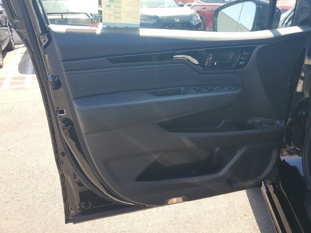 Certified 2025 Honda Odyssey Elite image 20