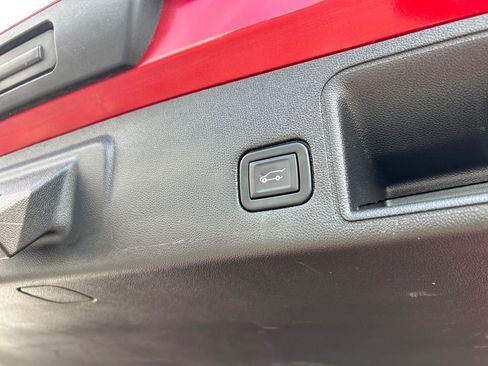 Used 2023 GMC Terrain AT4 AWD/4WD image 36