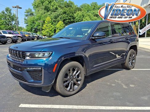 New 2026 Jeep Grand Cherokee Limited AWD/4WD image 1