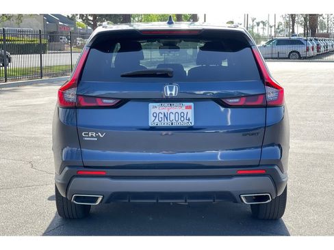 Used 2023 Honda CR-V Sport image 4