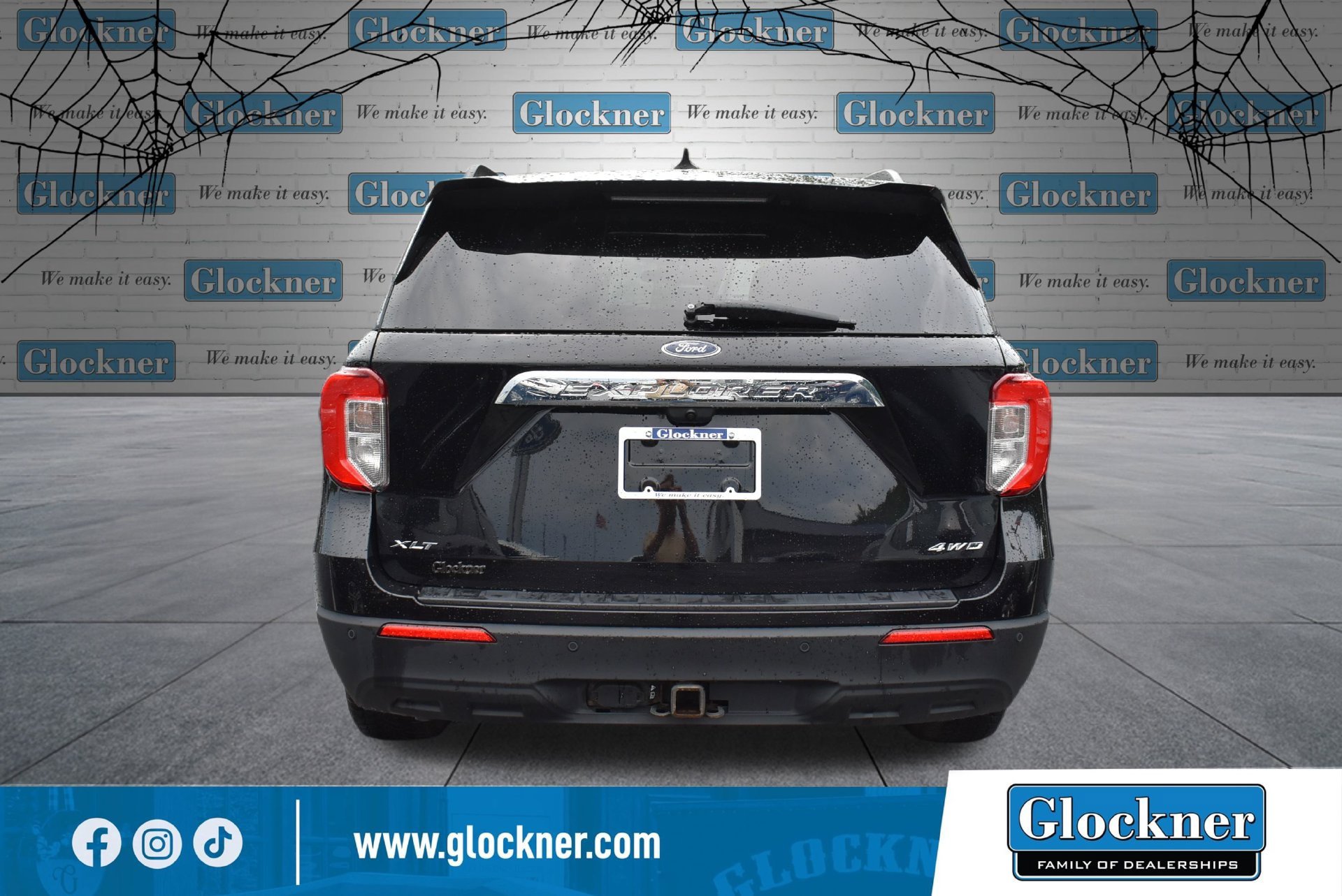 Used 2023 Ford Explorer XLT w/ Class IV Trailer Tow Package AWD/4WD image 7