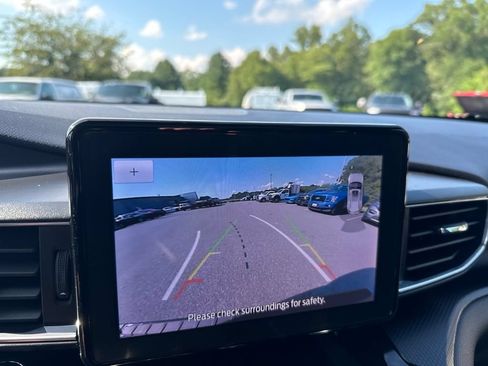 Used 2023 Ford Explorer ST-Line w/ Class IV Trailer Tow Package AWD/4WD image 17