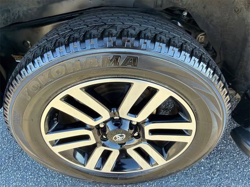 Used 2024 Toyota 4Runner Limited image 17