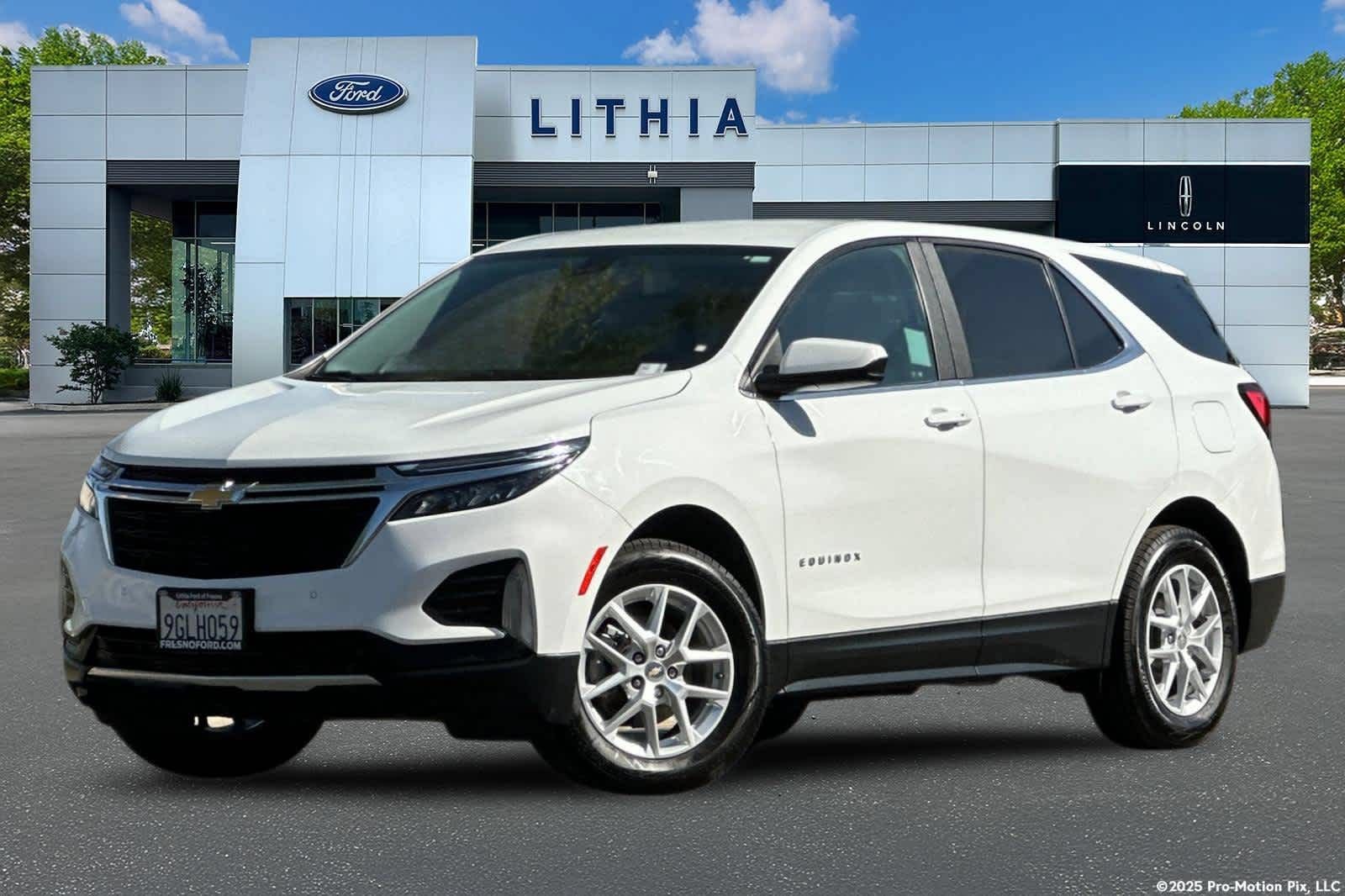 Used 2023 Chevrolet Equinox LT AWD/4WD image 1