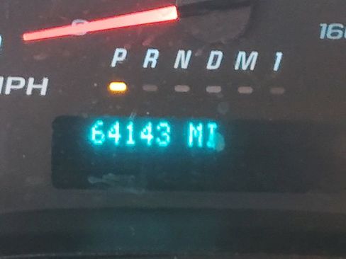 Used 2021 Chevrolet Express 2500 w/ Driver Convenience Package RWD image 22