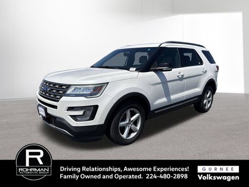 Used 2016 Ford Explorer XLT w/ Equipment Group 202A AWD/4WD image 1