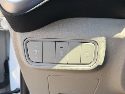Used 2021 Kia Soul LX FWD image 18