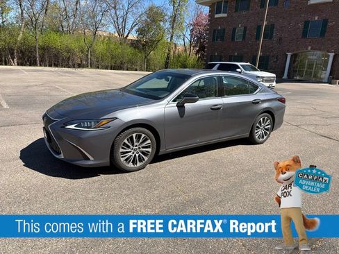 Used 2019 Lexus ES 350 w/ Premium Package FWD image 2