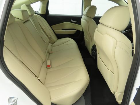 Used 2025 Acura TLX w/ Technology Package image 22