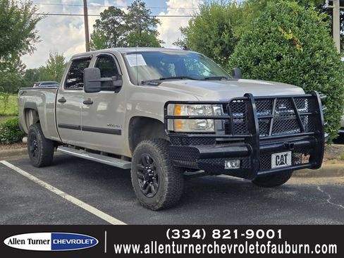Used 2008 Chevrolet Silverado 2500 LT w/ 2LT Convenience Package AWD/4WD image 1