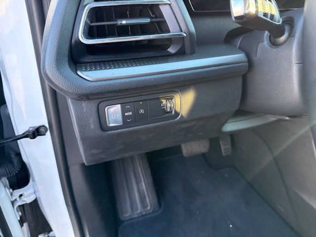 Certified 2026 Chevrolet Traverse LT w/ Driver Confidence Package FWD image 15