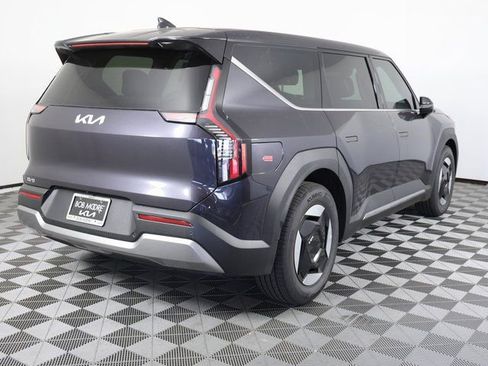 New 2026 Kia EV9 Light image 4