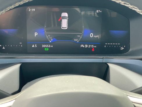 Certified 2023 Volkswagen Taos SE w/ Black Wheel Package FWD image 19