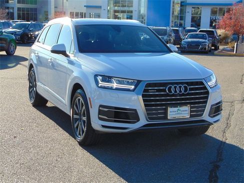Used 2017 Audi Q7 3.0T Premium Plus image 9