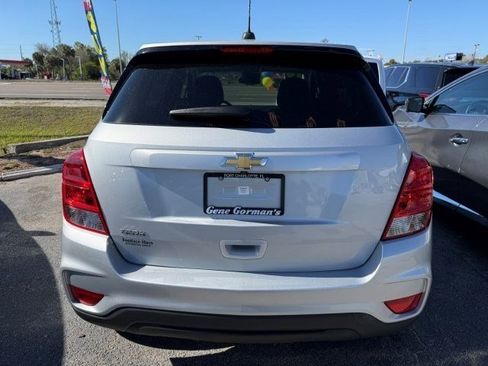 Used 2019 Chevrolet Trax LS w/ Tint and Cruise Package image 4