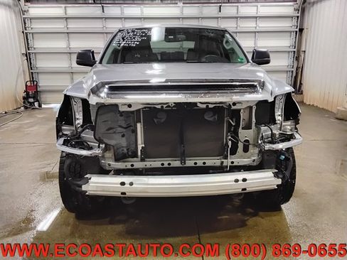 Used 2020 Toyota Tundra SR5 w/ SR5 Leather Package AWD/4WD image 7