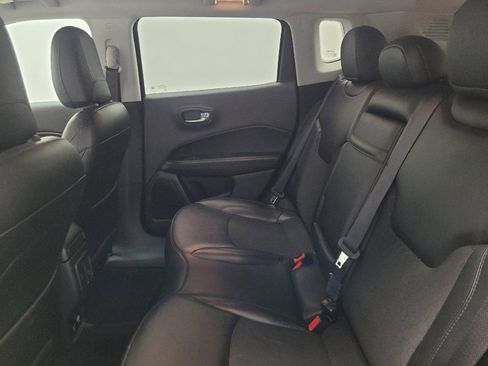 Used 2019 Jeep Compass Altitude image 18