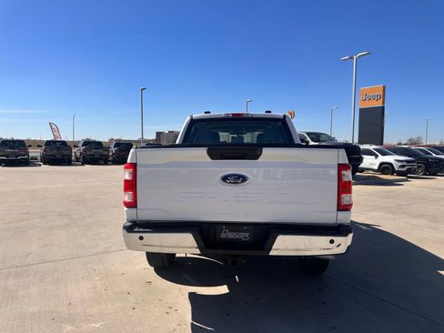 Used 2023 Ford F150 XL w/ Trailer Tow Package image 4
