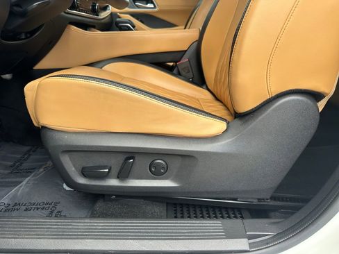 Used 2023 Nissan Rogue Platinum w/ Platinum Premium Package image 26