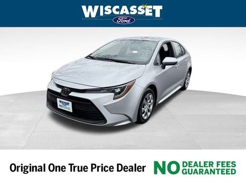 Used 2024 Toyota Corolla LE image 11