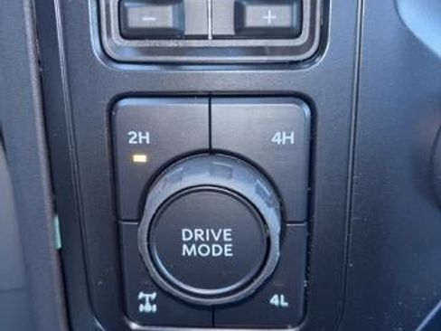 New 2026 Ford F250 XLT w/ XLT Premium Package image 12