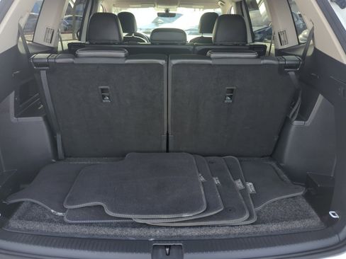 Certified 2023 Volkswagen Atlas SE image 32