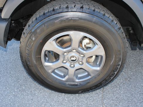 Used 2024 Ford Bronco Big Bend image 10