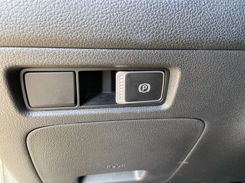 Used 2023 Hyundai Santa Fe SEL image 44